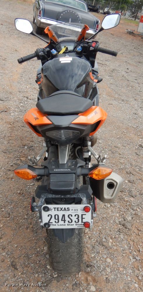 image for item IP9829 2017 Honda CBR500R  motorcycle