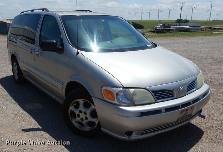 image for item IP9838 2004 Oldsmobile Silhouette  van