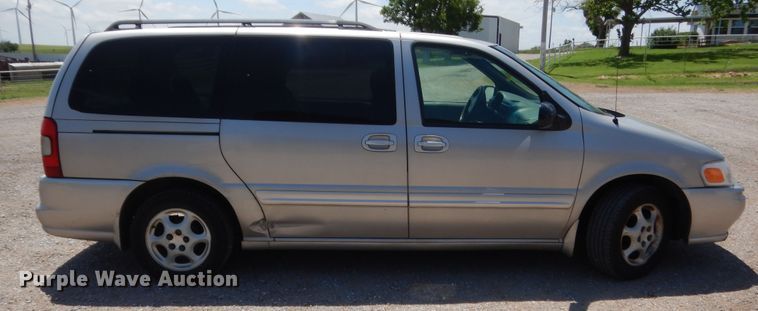 image for item IP9838 2004 Oldsmobile Silhouette  van