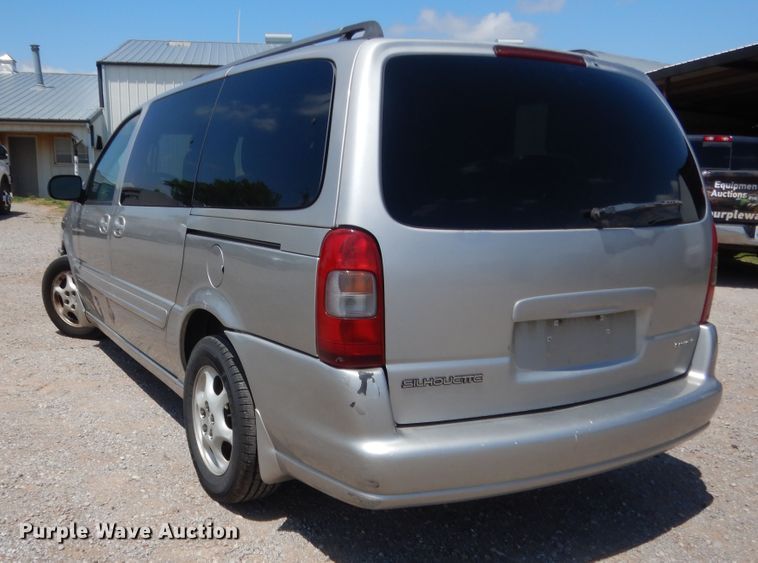 image for item IP9838 2004 Oldsmobile Silhouette  van