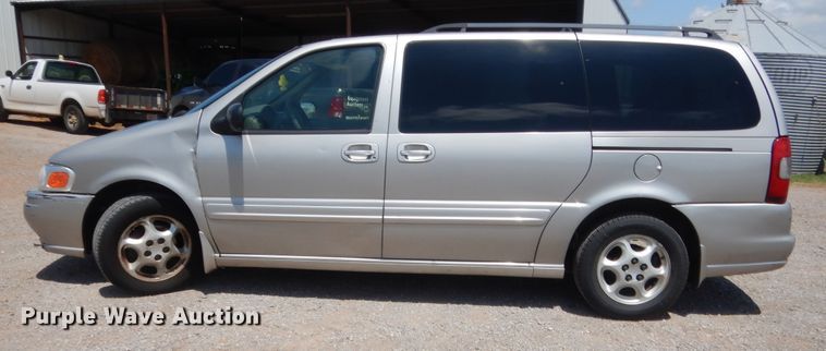 image for item IP9838 2004 Oldsmobile Silhouette  van