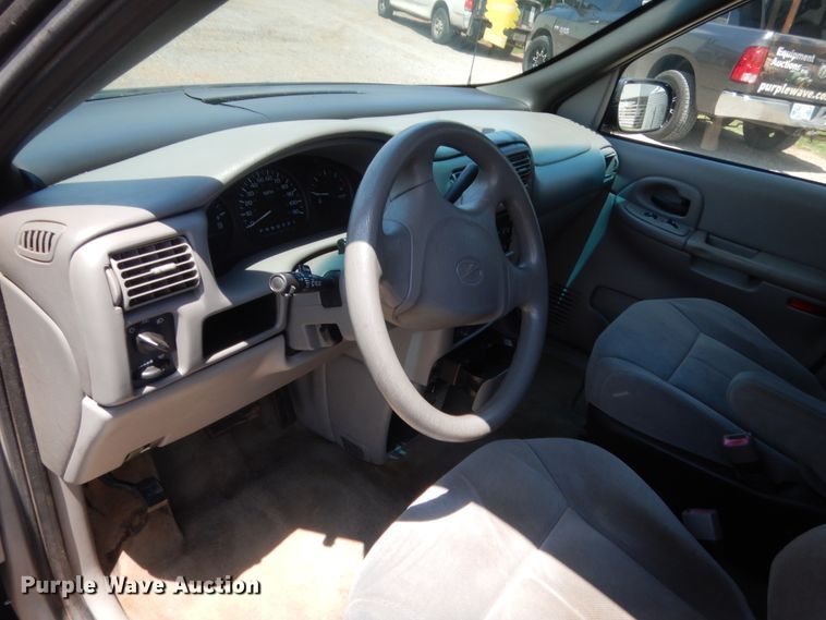 image for item IP9838 2004 Oldsmobile Silhouette  van