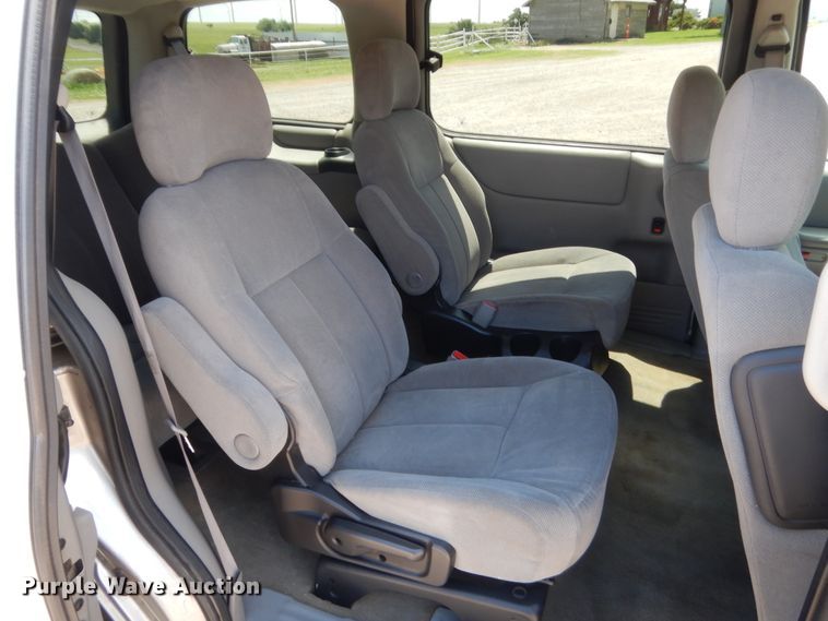 image for item IP9838 2004 Oldsmobile Silhouette  van