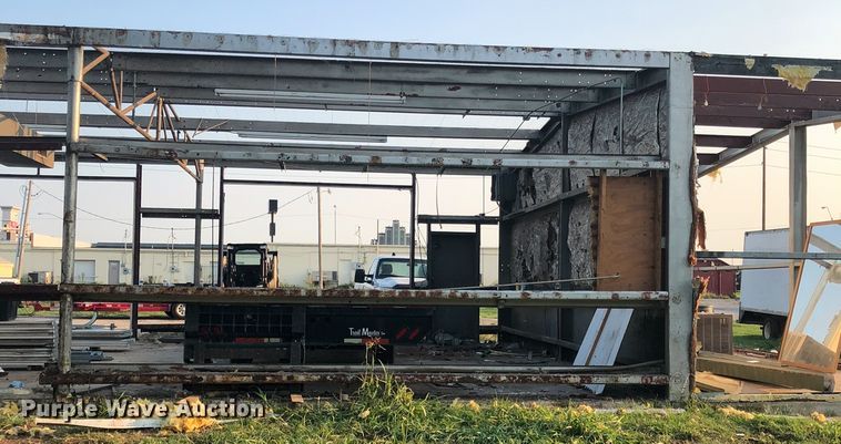 image for item IP9898 Metal building