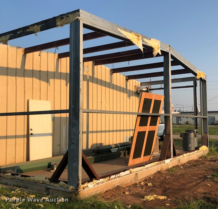 image for item IP9898 Metal building