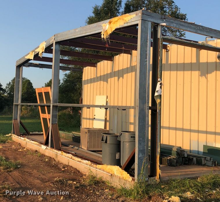 image for item IP9898 Metal building