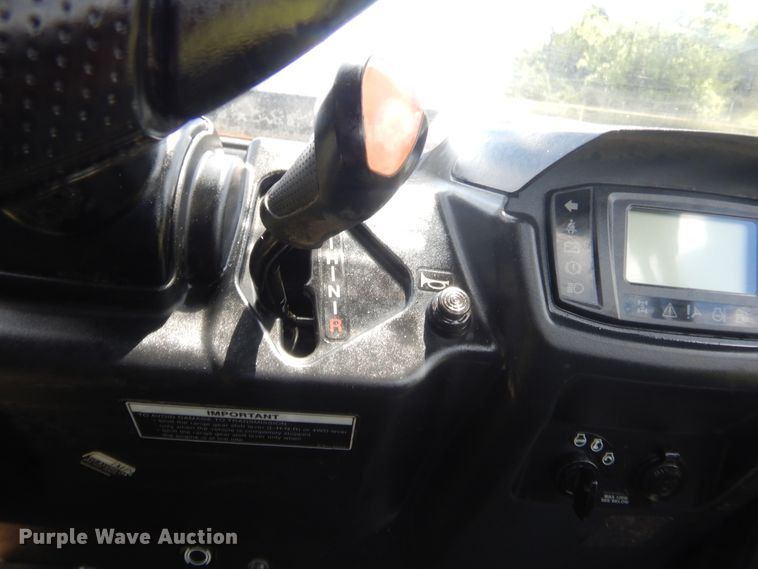 image for item IP9904 2018 Kubota Sidekick RTV-XG850  utility vehicle