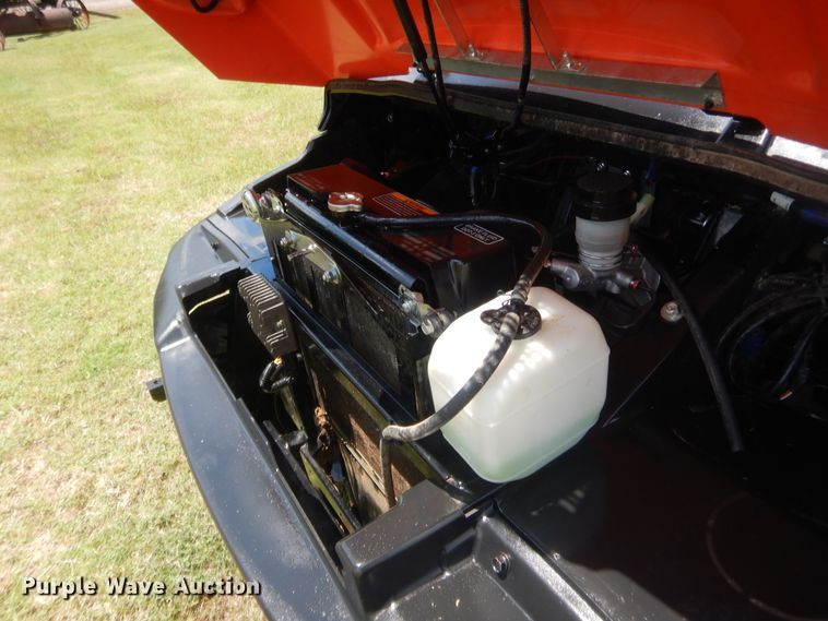 image for item IP9904 2018 Kubota Sidekick RTV-XG850  utility vehicle