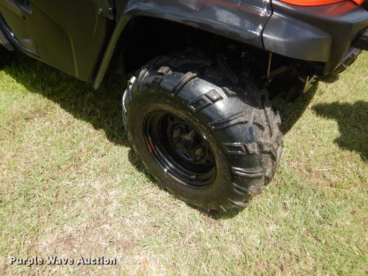 image for item IP9904 2018 Kubota Sidekick RTV-XG850  utility vehicle