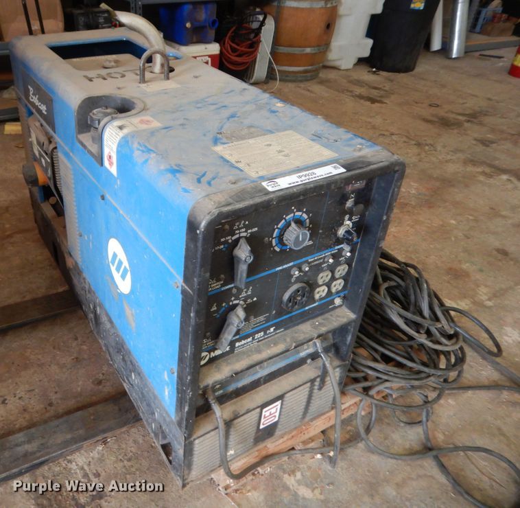 image for item IP9928 Miller Bobcat 225  welder