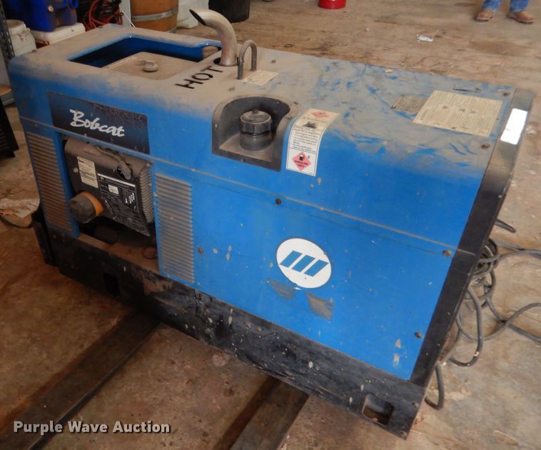 image for item IP9928 Miller Bobcat 225  welder
