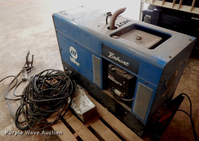 image for item IP9928 Miller Bobcat 225  welder