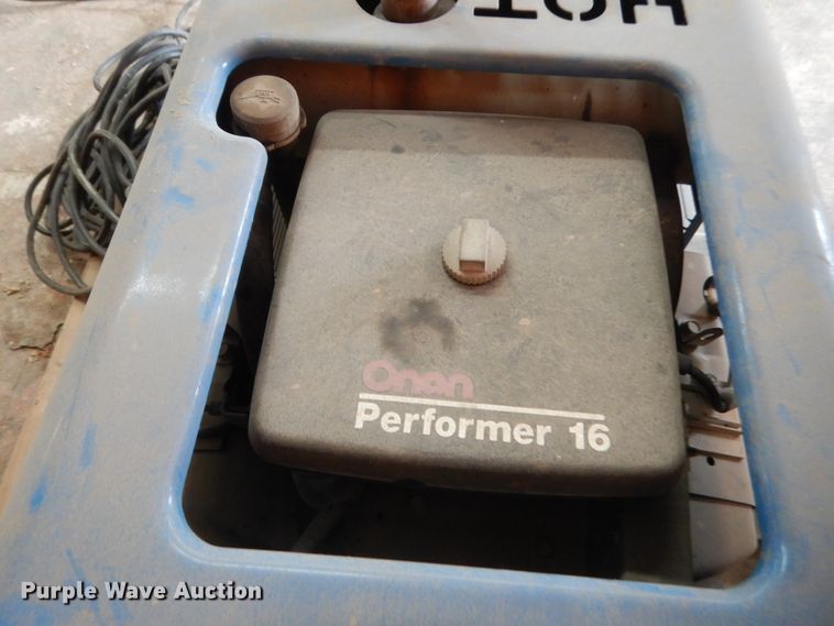 image for item IP9928 Miller Bobcat 225  welder