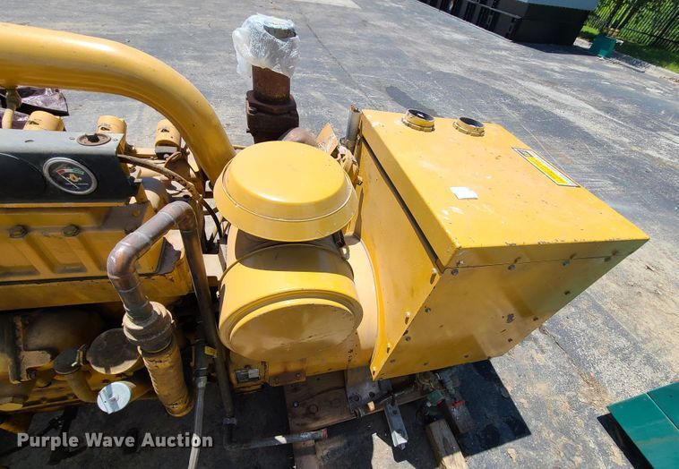 image for item IQ9189 Caterpillar G333  generator