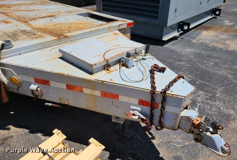 image for item IQ9191 1999 Simplex  utility trailer