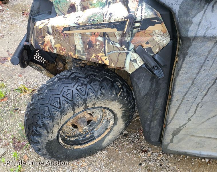 image for item IQ9226 2014 Polaris Ranger EV  utility vehicle