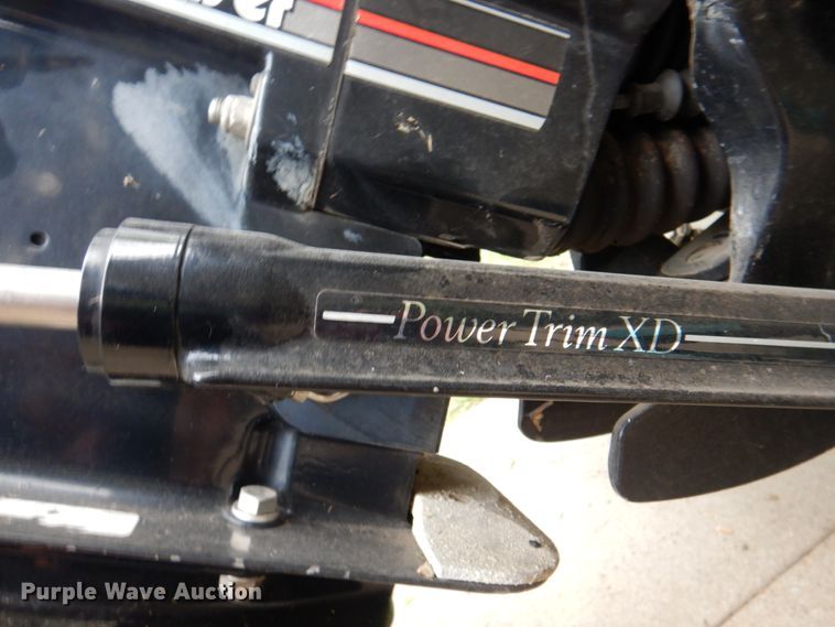 image for item IQ9487 1993 VIP Vision 1930  boat