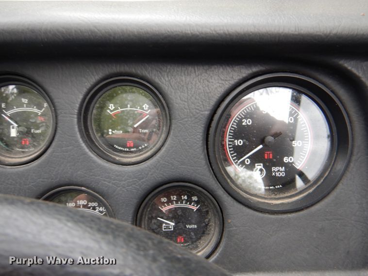 image for item IQ9487 1993 VIP Vision 1930  boat