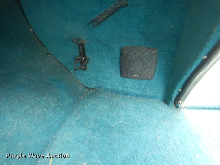 image for item IQ9487 1993 VIP Vision 1930  boat