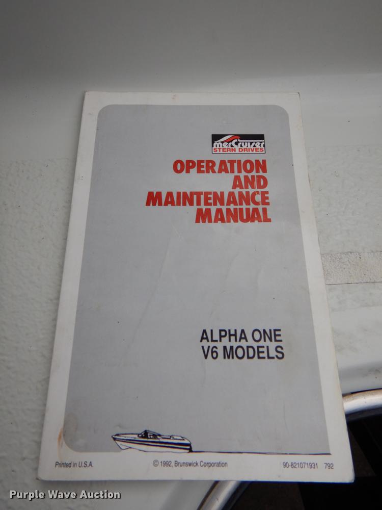 image for item IQ9487 1993 VIP Vision 1930  boat