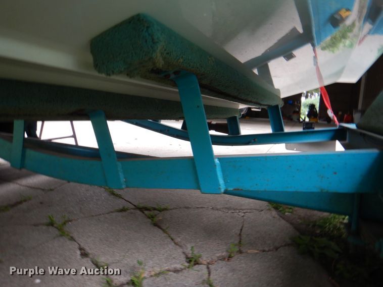 image for item IQ9487 1993 VIP Vision 1930  boat