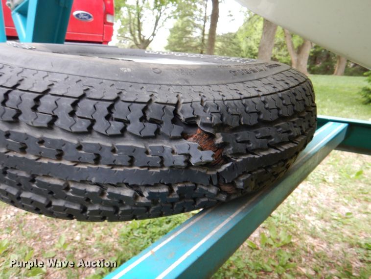 image for item IQ9487 1993 VIP Vision 1930  boat