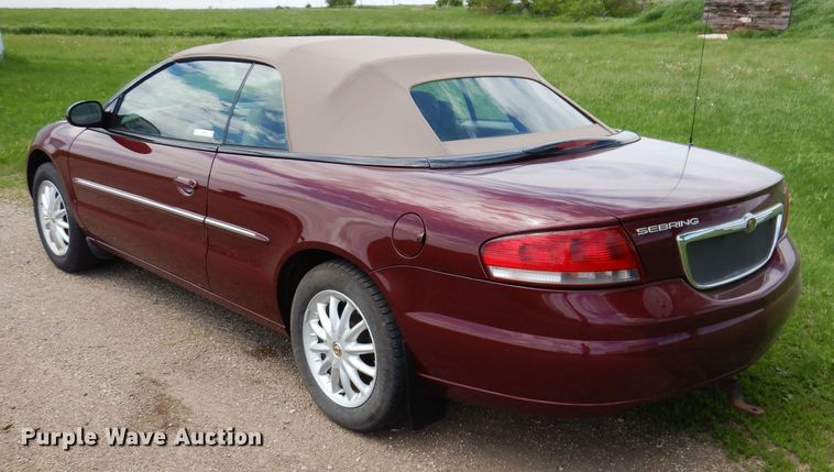image for item IQ9529 2002 Chrysler Sebring  convertible