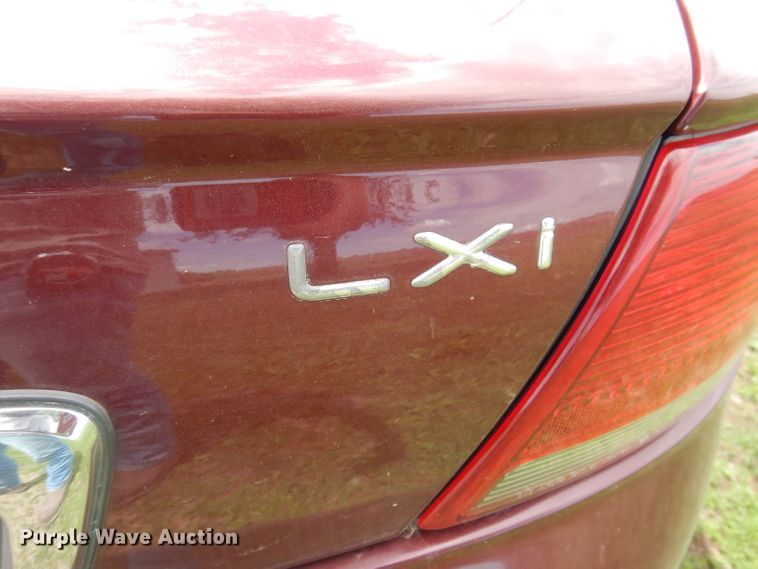 image for item IQ9529 2002 Chrysler Sebring  convertible