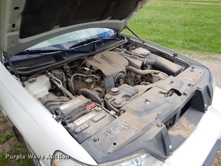 image for item IQ9531 2005 Lincoln Town Car