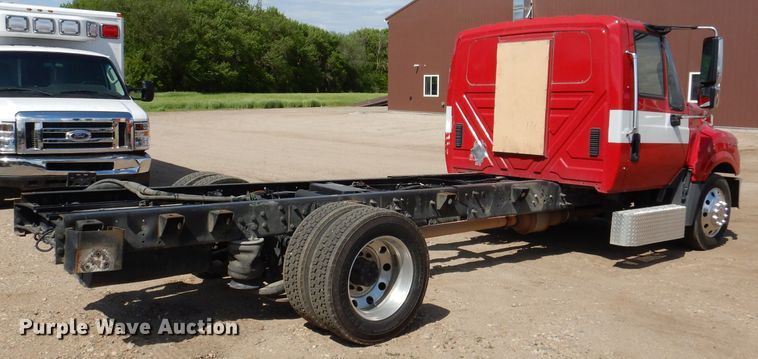 image for item IQ9532 2012 International TerraStar SFA  truck cab and chassis