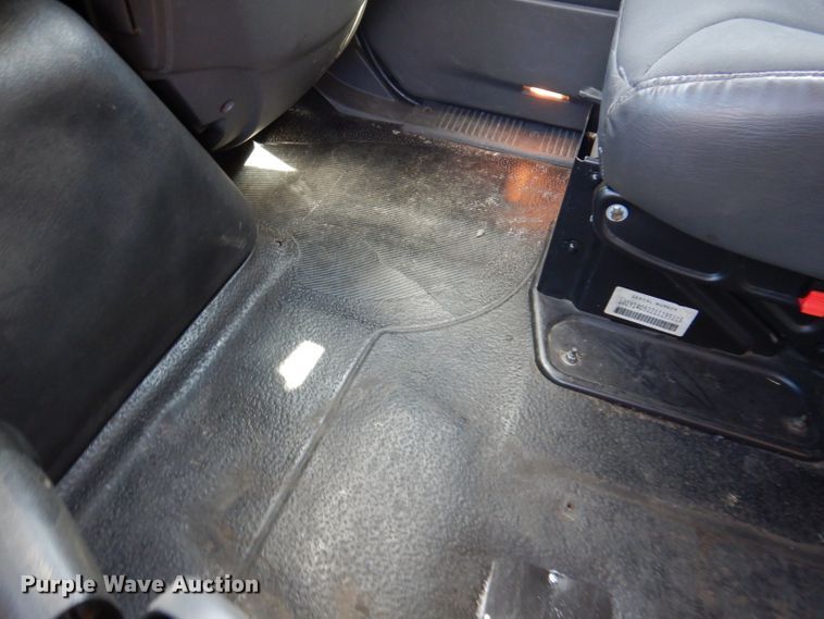 image for item IQ9532 2012 International TerraStar SFA  truck cab and chassis