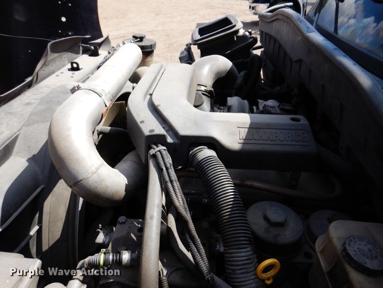 image for item IQ9532 2012 International TerraStar SFA  truck cab and chassis