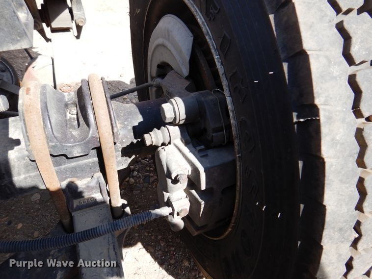 image for item IQ9532 2012 International TerraStar SFA  truck cab and chassis