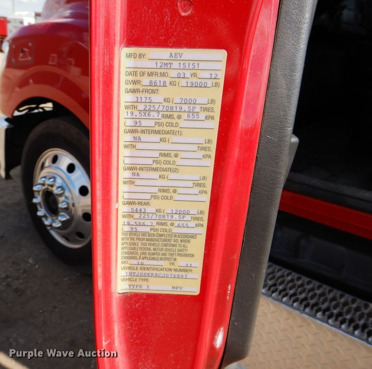 image for item IQ9532 2012 International TerraStar SFA  truck cab and chassis