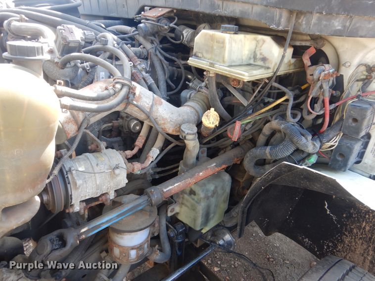 image for item IQ9533 2009 International 4300  truck cab and chassis