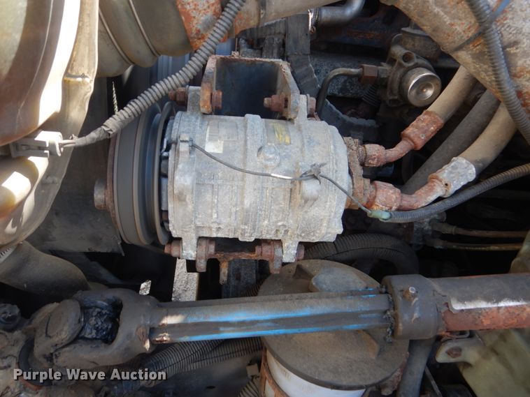 image for item IQ9533 2009 International 4300  truck cab and chassis