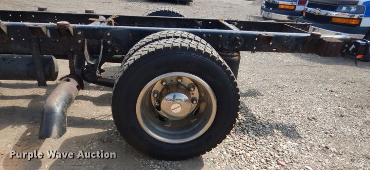 image for item IQ9533 2009 International 4300  truck cab and chassis