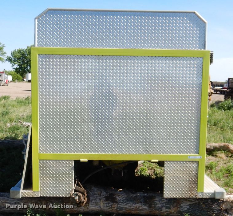 image for item IQ9555 Emergency One 2QSF75  fire truck bed