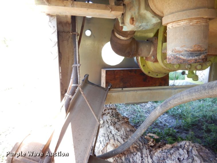 image for item IQ9555 Emergency One 2QSF75  fire truck bed