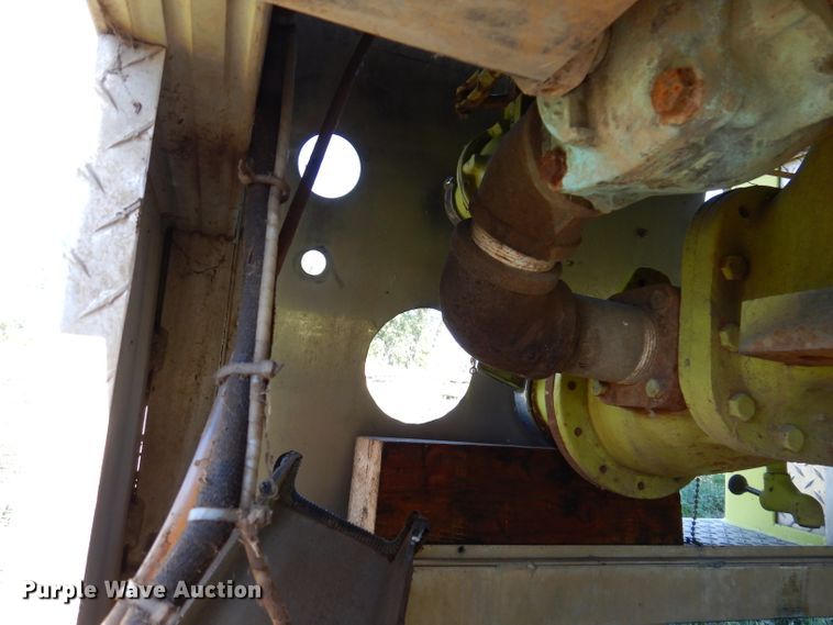 image for item IQ9555 Emergency One 2QSF75  fire truck bed