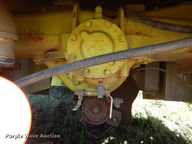 image for item IQ9555 Emergency One 2QSF75  fire truck bed