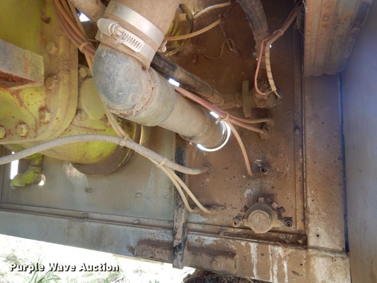 image for item IQ9555 Emergency One 2QSF75  fire truck bed