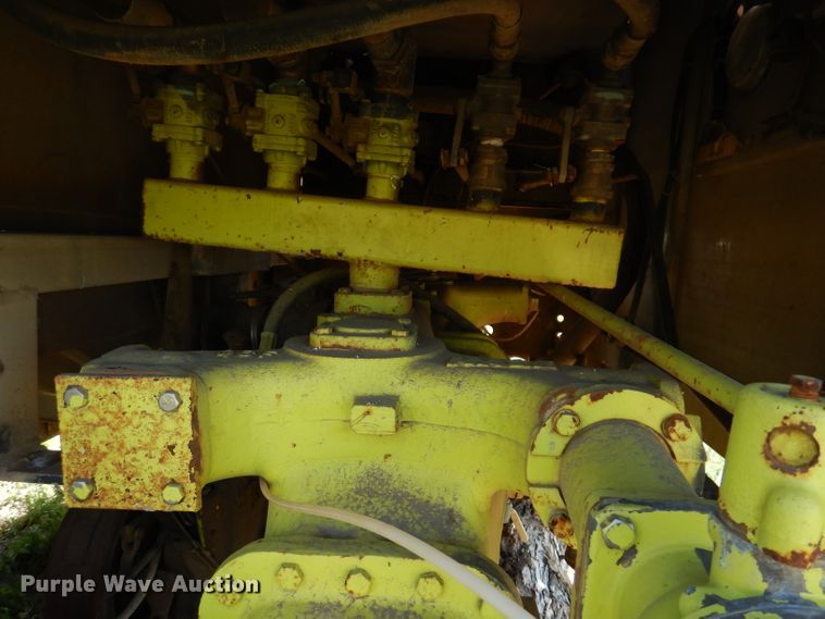 image for item IQ9555 Emergency One 2QSF75  fire truck bed