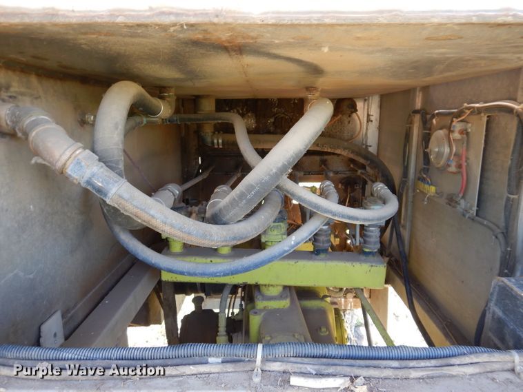 image for item IQ9555 Emergency One 2QSF75  fire truck bed