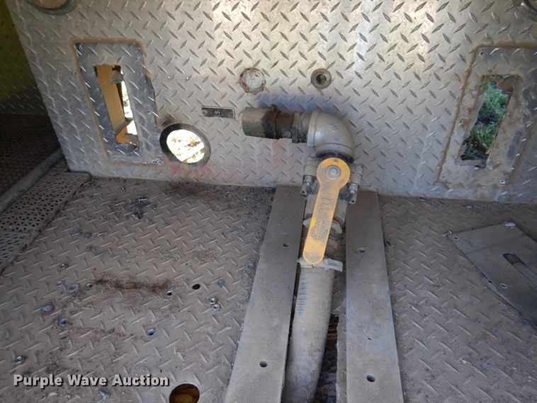 image for item IQ9555 Emergency One 2QSF75  fire truck bed