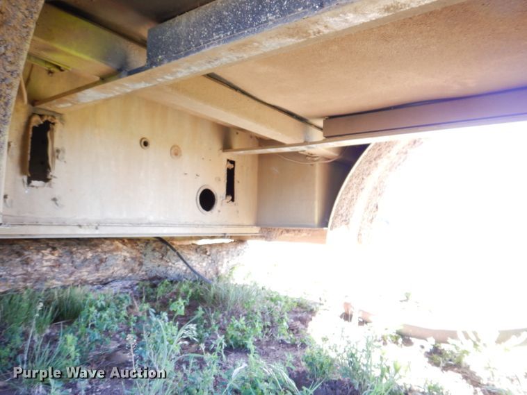 image for item IQ9555 Emergency One 2QSF75  fire truck bed