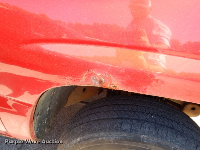 image for item IQ9583 2005 Chevrolet 1500 Silverado  pickup truck