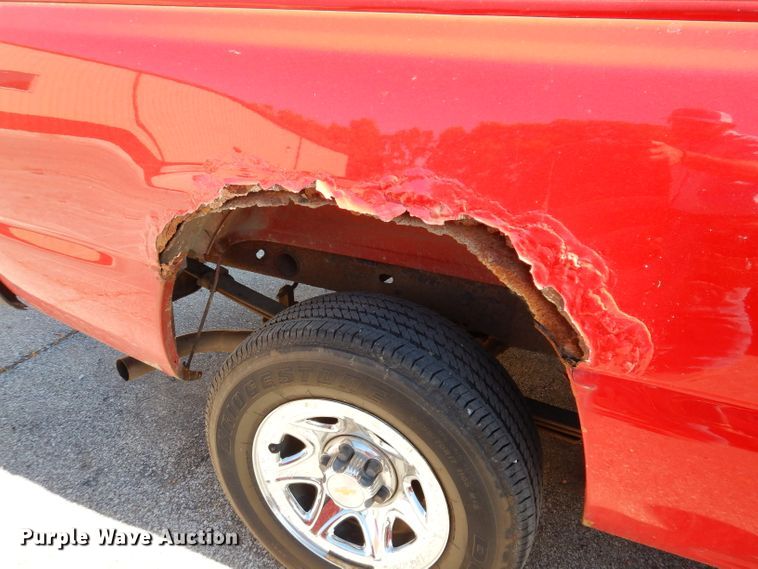 image for item IQ9583 2005 Chevrolet 1500 Silverado  pickup truck