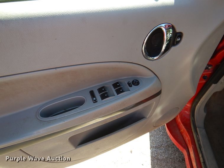 image for item IQ9584 2009 Chevrolet HHR LS