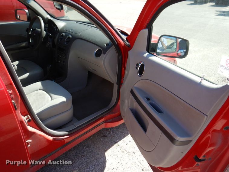 image for item IQ9584 2009 Chevrolet HHR LS